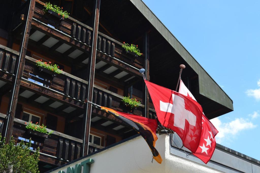 Bluemlisalp Hotel Kandersteg Eksteriør billede