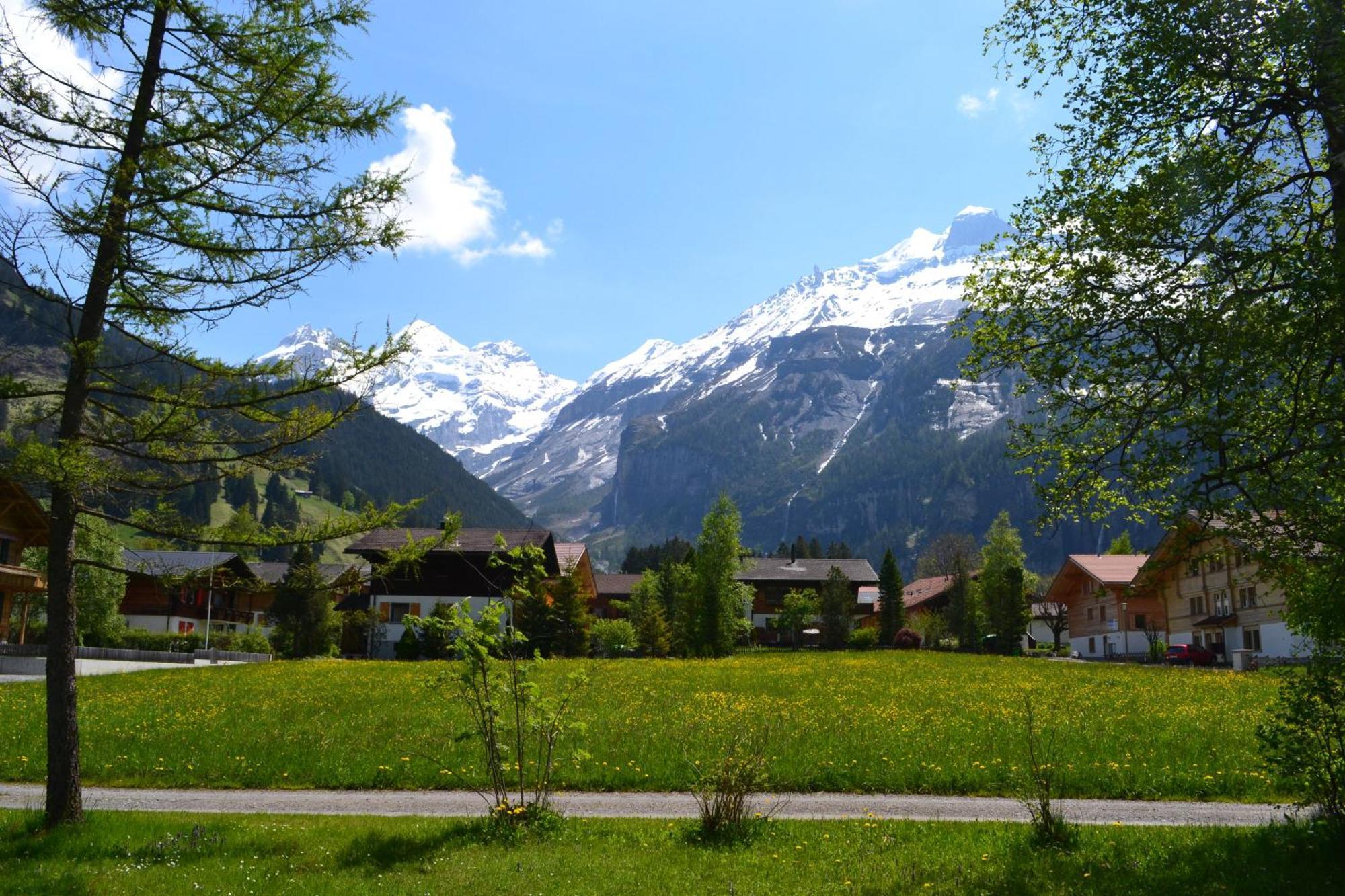 Bluemlisalp Hotel Kandersteg Eksteriør billede