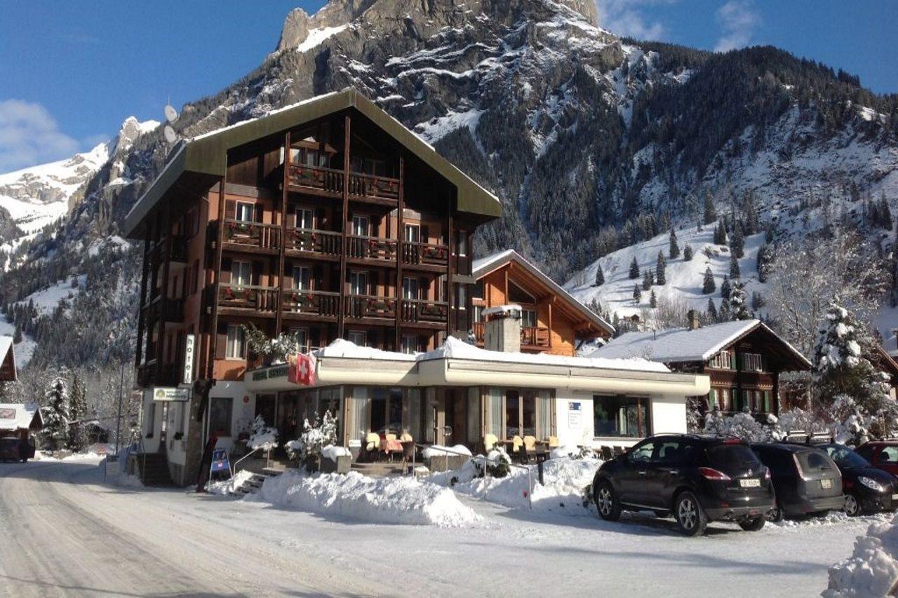 Bluemlisalp Hotel Kandersteg Eksteriør billede