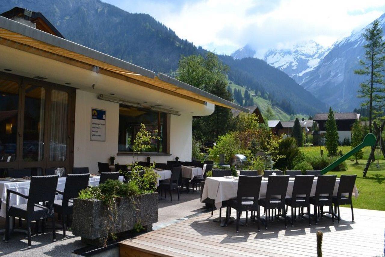 Bluemlisalp Hotel Kandersteg Eksteriør billede