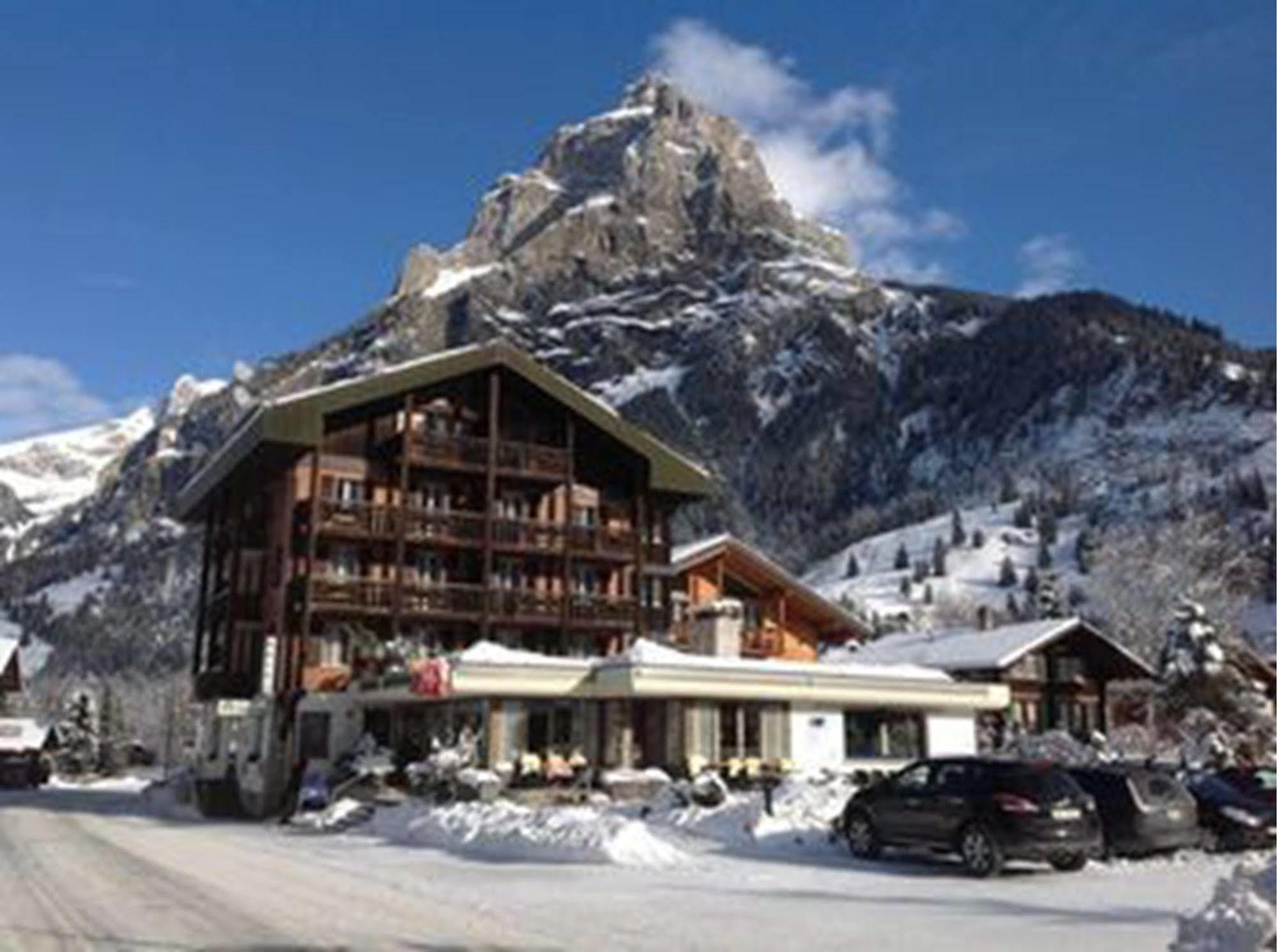 Bluemlisalp Hotel Kandersteg Eksteriør billede