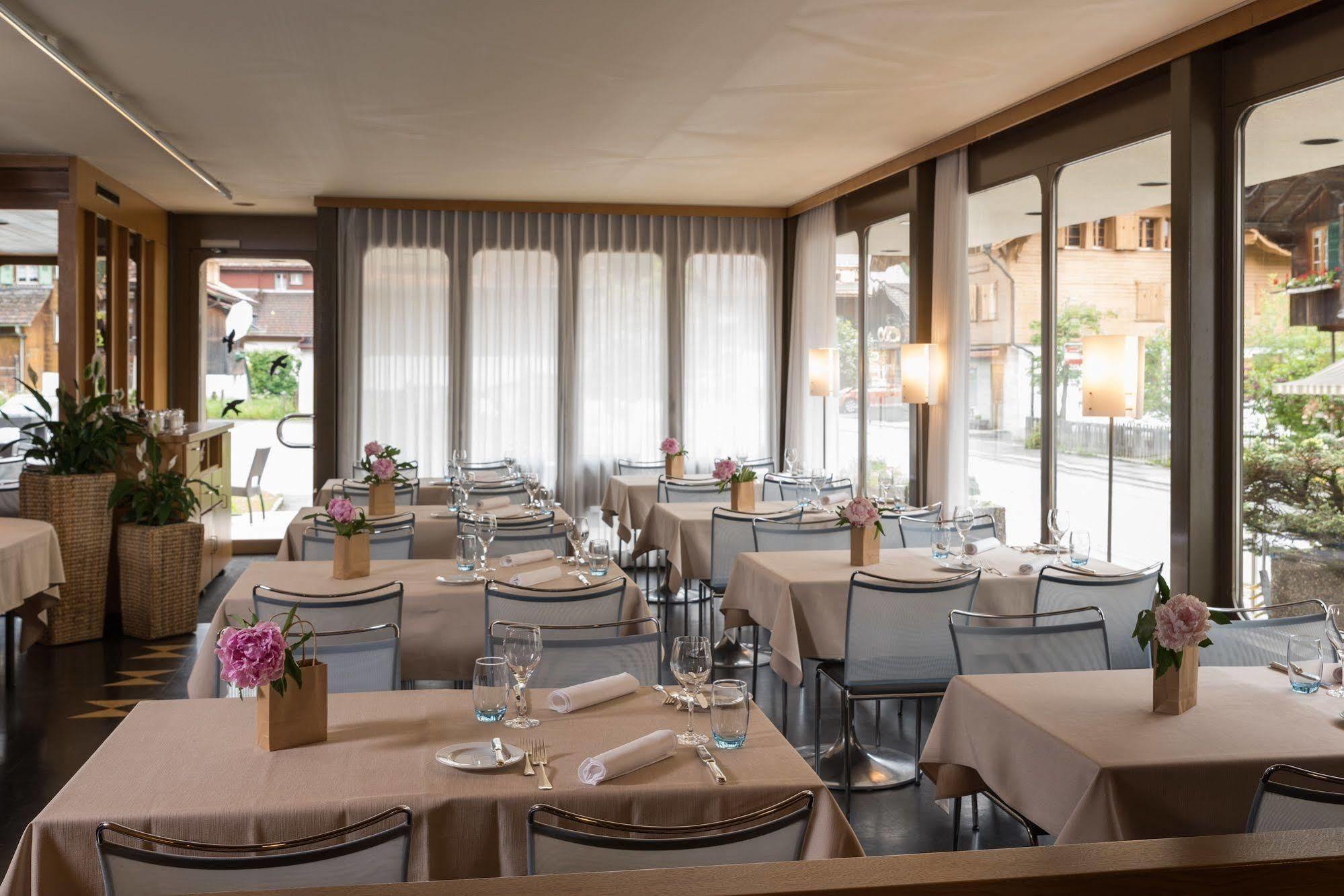 Bluemlisalp Hotel Kandersteg Eksteriør billede