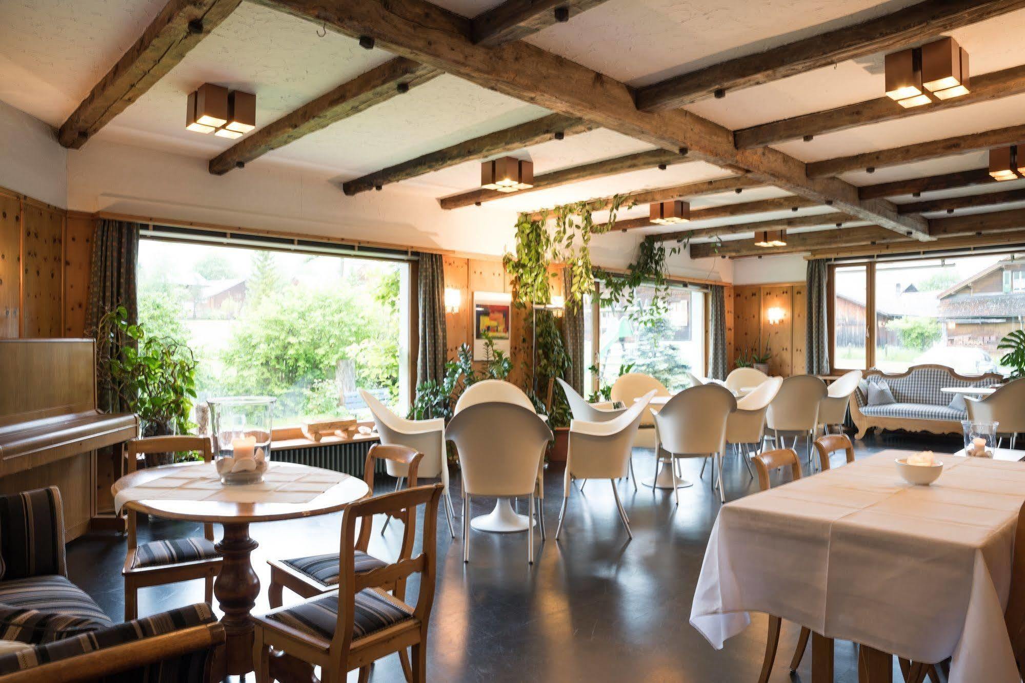 Bluemlisalp Hotel Kandersteg Eksteriør billede