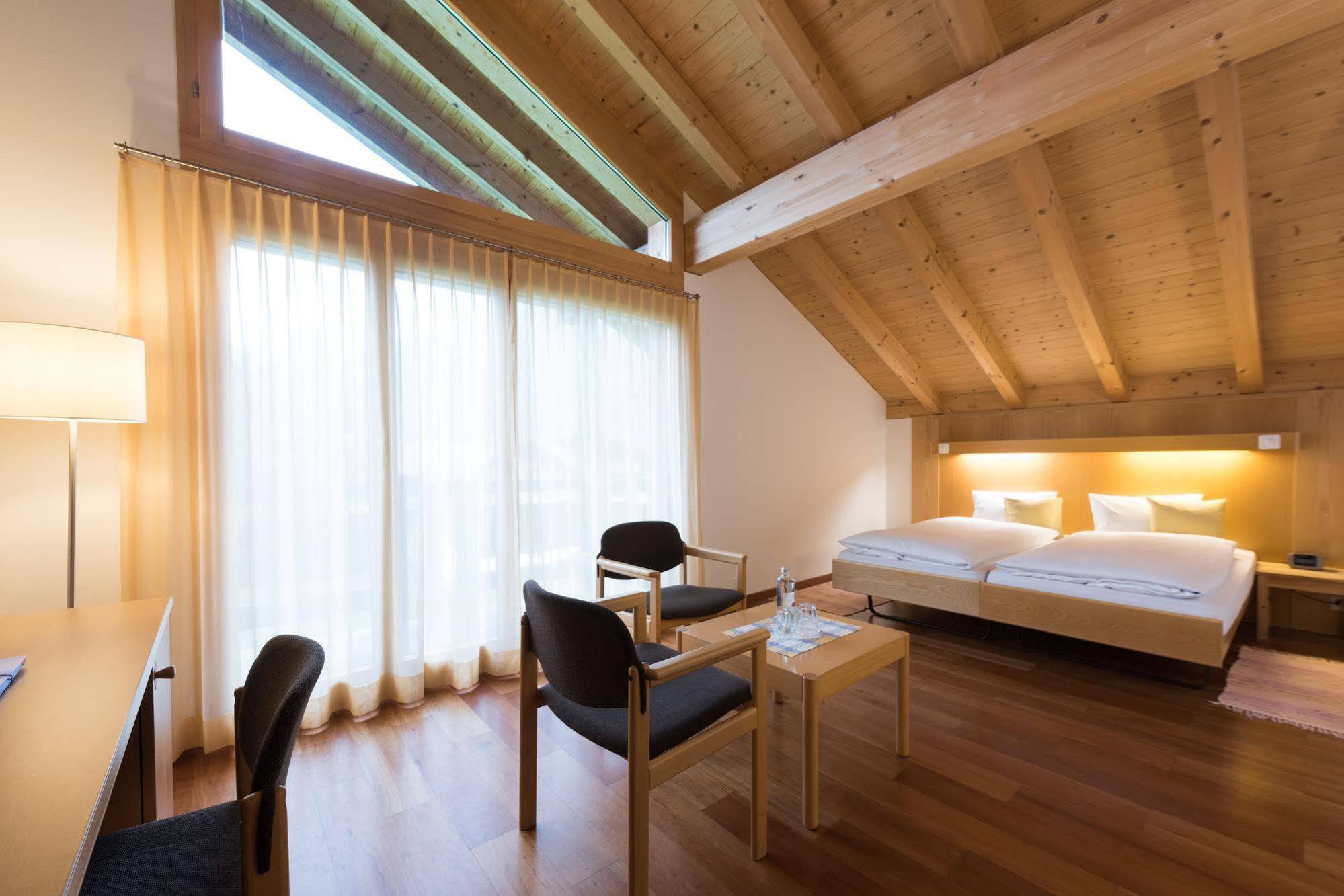 Bluemlisalp Hotel Kandersteg Eksteriør billede